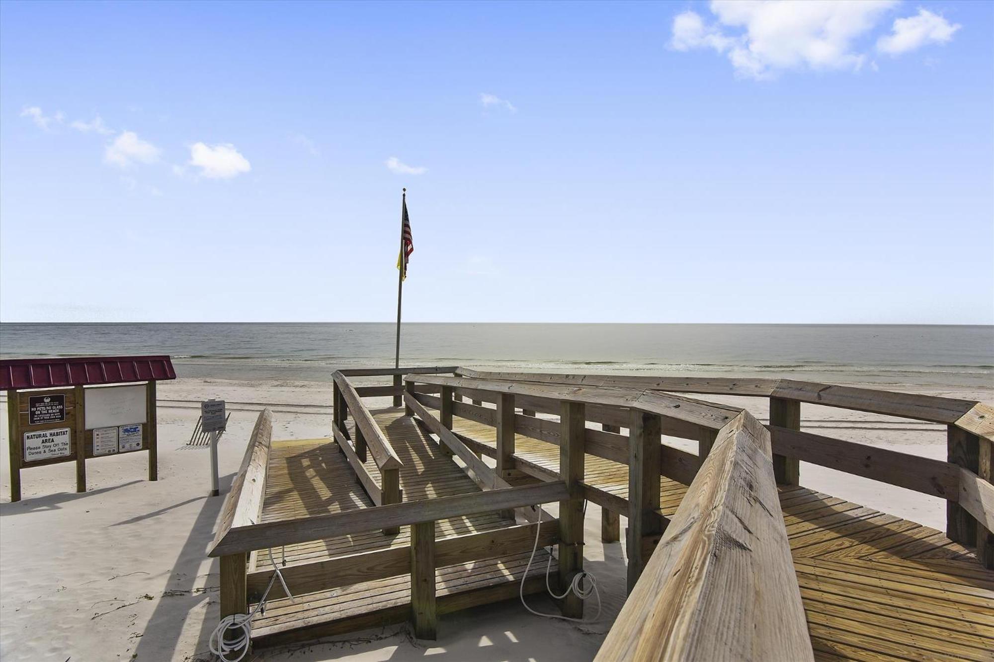 Phoenix Gulf Shores Unit 1702 Ruang foto